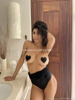 watermark_f921737e01fd4df9be4247bebeda0daa_miakhalifa_17212150411.webp