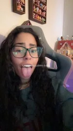 watermark_c2f87ca050d94a48b42b0768e49251de_crybabysmallfry_73695192502.webp