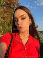 watermark_42c10d943bc8478fb5ef78bd429c587b_kinky_sophia_80244939008.webp