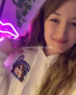 watermark_e32b8e459b654f1abfce984cad1a2826_hellohannahxox_57394070376.webp