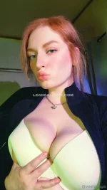 watermark_0449b1a71dcb4f3f983ec61d1f9fbd17_veelavega_80049183579.webp