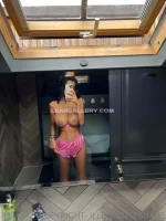watermark_0325ef66f3c74758a8605ac5552d719f_chloesaxon_33628296286.webp