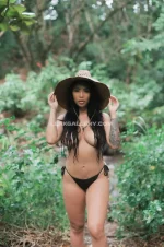 watermark_59612_mariemadore_66057978889.webp