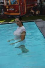 watermark_885a0586c250463194ff2ceac0b093d9_jannabreslin_26535455530.webp