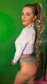 watermark_ee0503be666c4d1987664740baca1c8c_funwithcandi_19604283970.webp